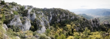 La Loube - La Roquebrussanne - Rochers dominant le vallon des Orris
