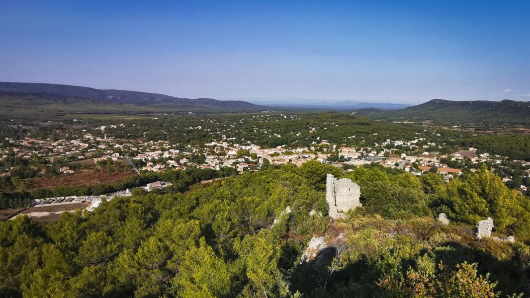 Nans depuis les ruines de son château