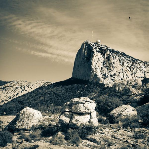 Pic de Bertagne depuis la falaise de Cugens