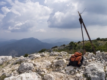 Aiguino lei fus - Aiguines - Culmen du Grand Margès avec vue sur les montagnes du Verdon