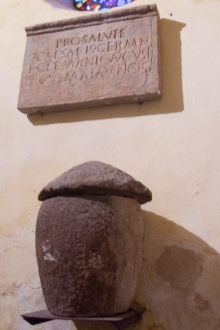 Cabasse historique - Cabasse - Urne cinéraire gallo-romaine (50 ap. J-C)