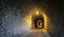 Corniche des Maures - Le Rayol-Canadel - Tunnel de l'ancienne voie de chemin de fer