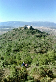 Le Castellas - Forcalqueiret - Le Castellas perché sur sa butte