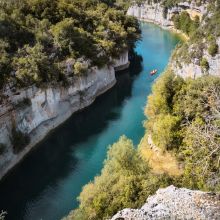 Cliquez pour agrandir la photo N-D de Baudinard - Baudinard - Les gorges de Baudinard peuvent être parcourues à pied ou en embarcation à rames