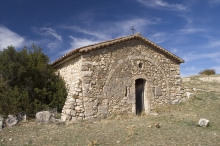 N-D de Baudinard - Baudinard - Chapelle Saint Jean à l'écart du village, telle qu'elle était avant d'être horriblement restaurée (elle a perdu depuis tout son charme)