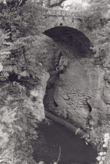 N-D de Brue - Brue-Auriac - Pont San Sumian enjambant un bras de l'Argens