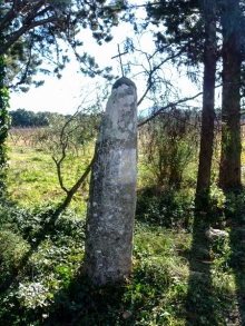 Rocher de Roquebrune - Roquebrune - Menhir des Pétignons