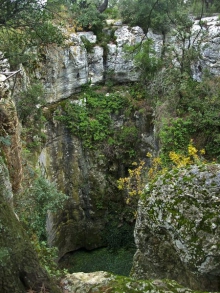 Roucas Traoucas - Le Beausset - Gouffre de Maramoye